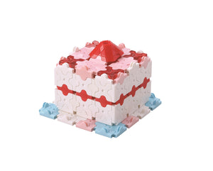 Strawberry cake featured in the LaQ bonus set 2016 edition set