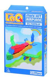 Airplane featured in the LaQ mini kit set