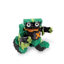 Load image into Gallery viewer, Mini robot featured in the LaQ robot jade set