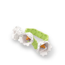 Chargez l&#39;image dans la visionneuse de la galerie,Small lily bracelet featured in the LaQ sweet collection flower set