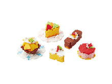 Chargez l&#39;image dans la visionneuse de la galerie,Petit fours featured in the LaQ sweet collection sweets party set