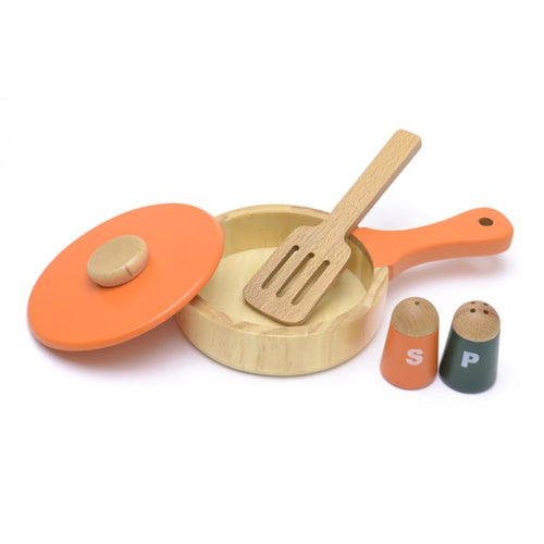 Frying pan set display featured in the woody puddy set